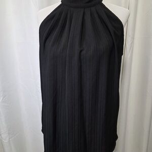 SHEIN Black Apparel with Label Detail